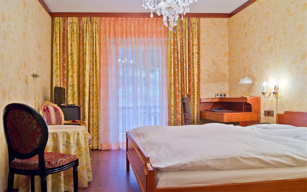 Zum Kranz Garni Hotel Bad Rippoldsau Szoba fotó
