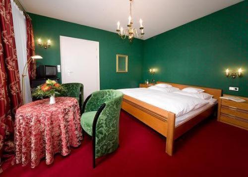 Zum Kranz Garni Hotel Bad Rippoldsau Kültér fotó